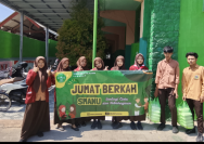 SMA NU Sumenep Bagikan Nasi Kotak untuk Warga Sekitar (Yakusa)