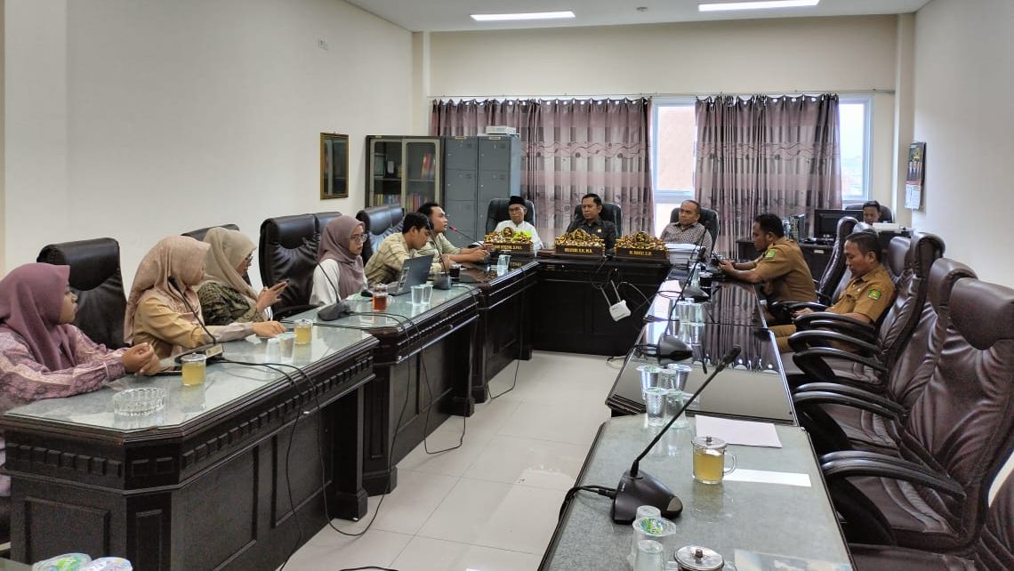 Forum PPG Sumenep Audiensi ke DPRD, Minta Perhatian dalam Rekrutmen PPPK(M.A.M/Yakusa)