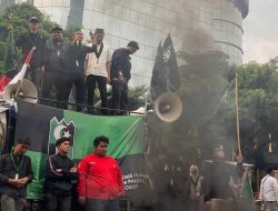 HMI Cabang Kota Bogor Gelar Aksi Demonstrasi di Kantor Trans7, Bawa 8 Tuntutan