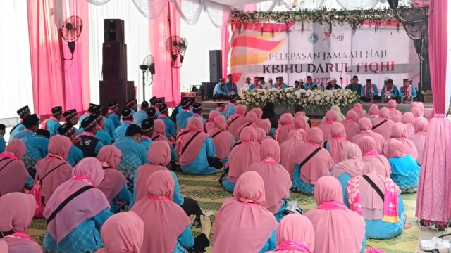 Haru dan Khidmat, 267 Calon Jemaah Haji KBIHU Darul Fiqhi Resmi Berangkat