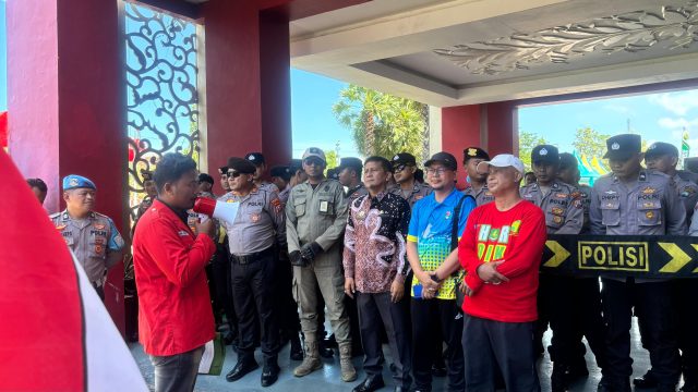 GMNI Sumenep Gelar Aksi Demonstrasi di Depan Pemkab (For Yakusa)