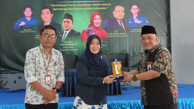 BEM FIA UNIRA Hadirkan Hj. Ansari, Soroti Demokrasi di Era Digital