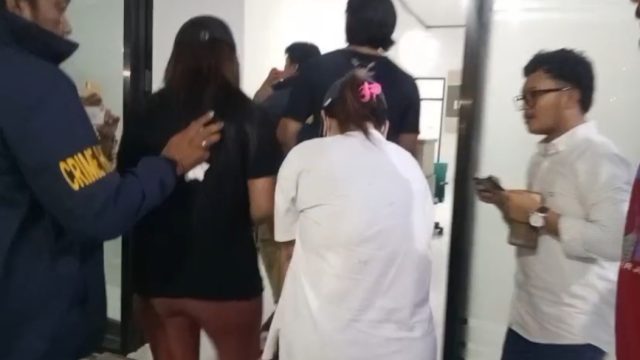 Polisi Tempuh Jalur Laut dan Darat Bawa Pelaku Pencurian Emas ke Pamekasan
