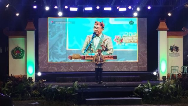 Bupati Pamekasan Ajak Duta Kacong Cebbhing dan Putra-Putri Batik Jadi Penggerak Cinta Budaya Lokal