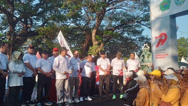 15 Ribu Peserta Meriahkan Jalan Sehat Harkopnas Jatim ke-79 di Pamekasan