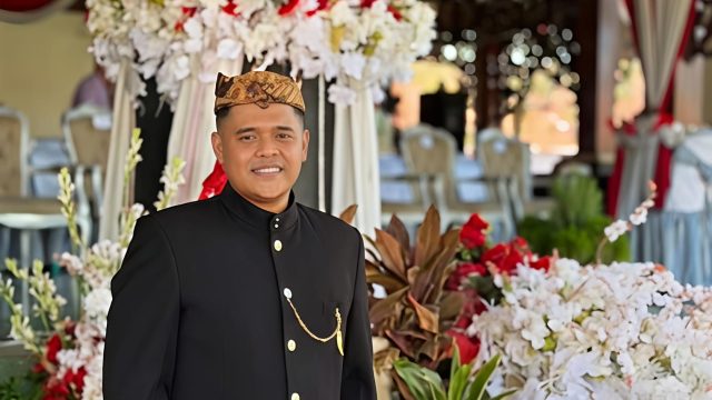 Jadikan HUT Ke -81 RI Momentum Kerja Nyata , DPRKP Pamekasan Ajak Warga Perkuat Gotong Royong 